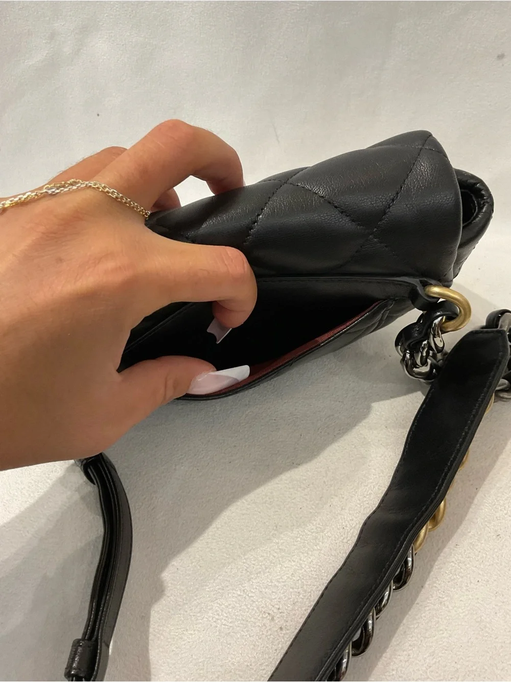 CHANEL 19 waist